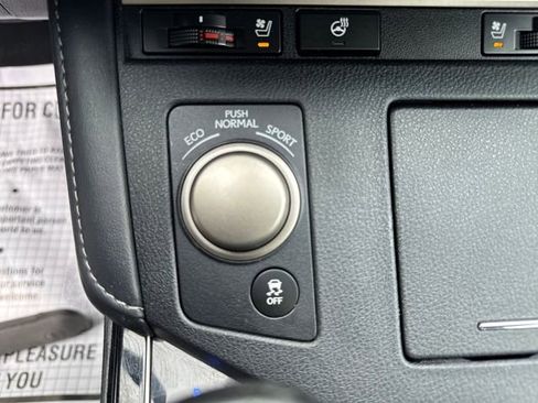 Used 2017 Lexus ES 350 350 w/ Navigation System Package image 33