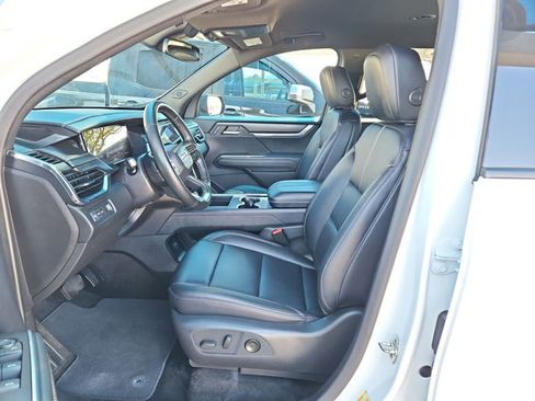 Used 2024 GMC Acadia Elevation FWD image 16