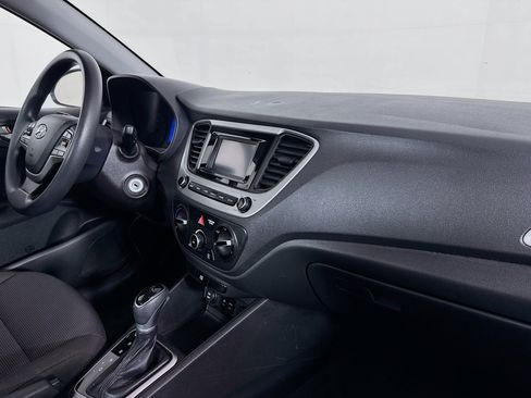 Used 2021 Hyundai Accent SE image 28