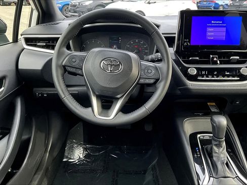 Certified 2024 Toyota Corolla SE w/ SE Package FWD image 6