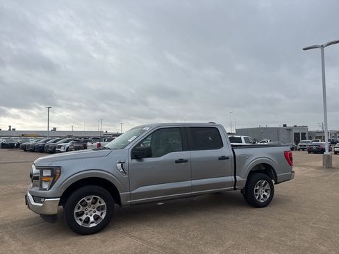 Used 2023 Ford F150 XLT image 12