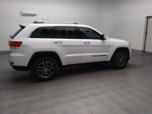 Used 2018 Jeep Grand Cherokee Limited AWD/4WD image 10