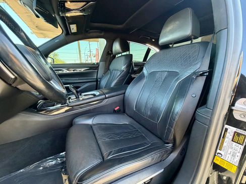 Used 2017 BMW 740i RWD image 15
