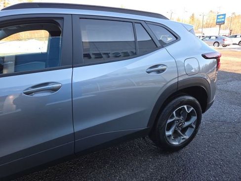 New 2026 Chevrolet Trax LT w/ Driver Confidence Package image 31