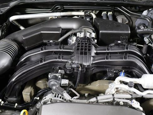 Used 2025 Subaru Forester Premium image 17