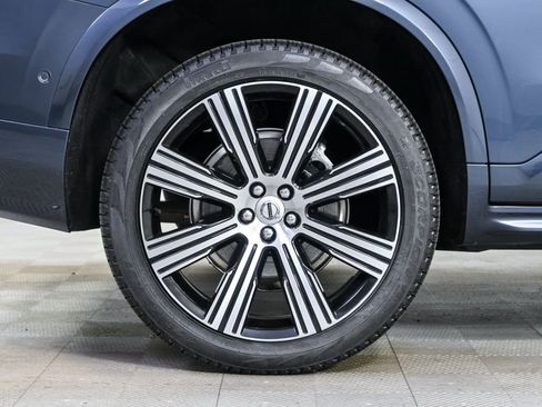 Certified 2023 Volvo XC90 B6 Ultimate AWD/4WD image 41