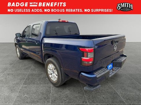 Used 2022 Nissan Frontier SV w/ Technology Package RWD image 8