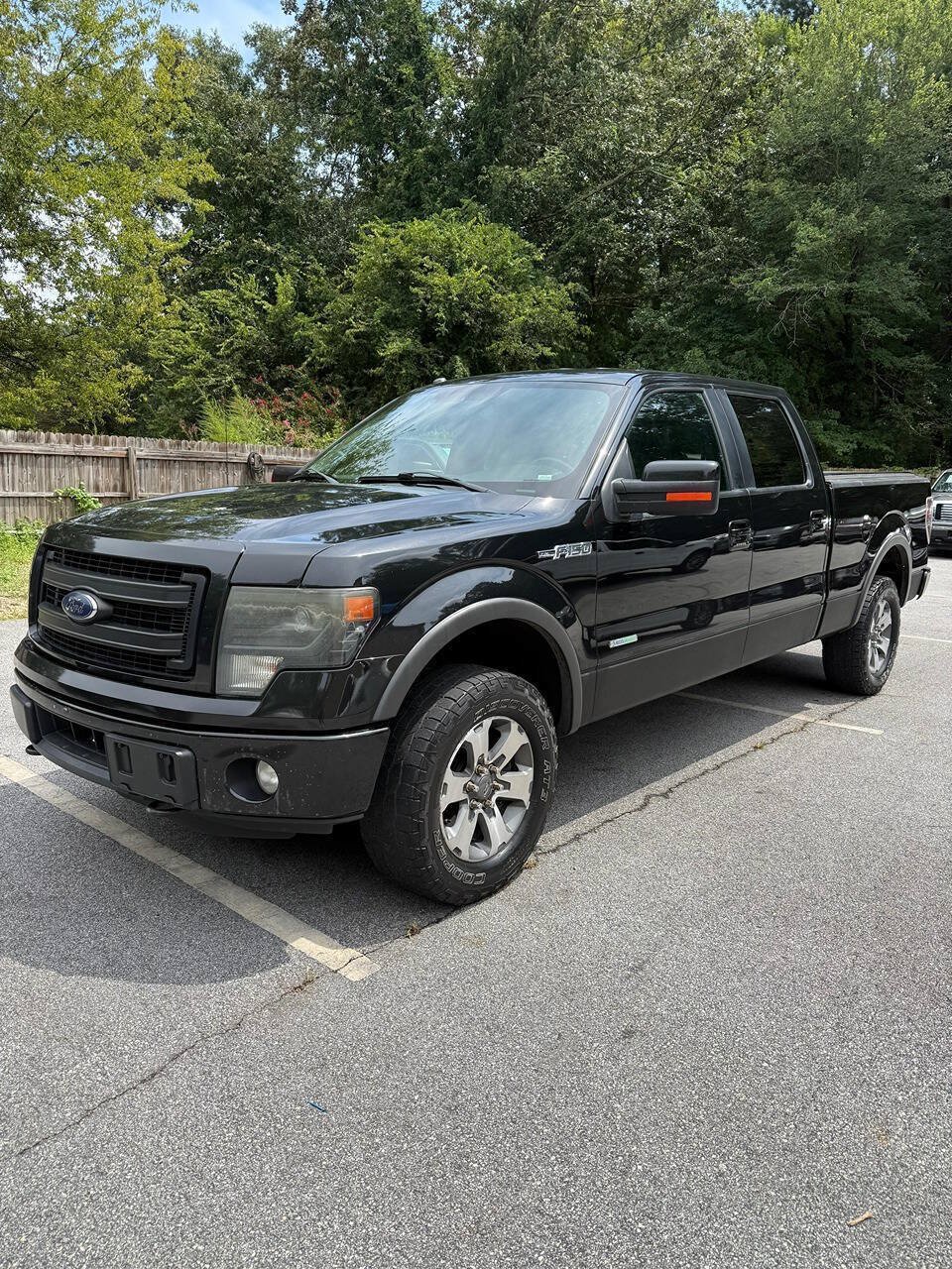 Used 2014 Ford F150 FX4 w/ Equipment Group 402A Luxury AWD/4WD image 1