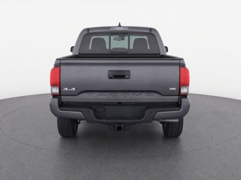 Used 2019 Toyota Tacoma SR w/ SR Convenience Package AWD/4WD image 8