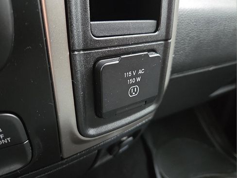 Used 2018 RAM 1500 Big Horn image 19