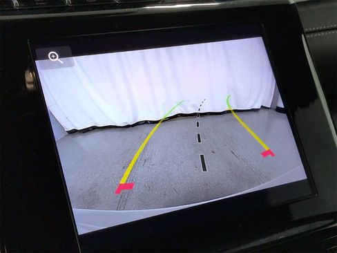 Certified 2023 Jeep Grand Cherokee Altitude image 28