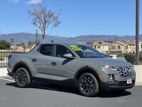 Used 2022 Hyundai Santa Cruz SEL image 3