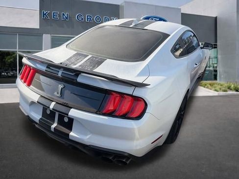 Used 2022 Ford Mustang Shelby GT500 w/ Technology Package image 5