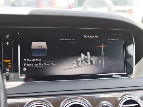 Used 2015 Mercedes-Benz S 550 4MATIC Sedan image 22