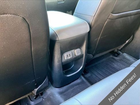 Used 2019 Chevrolet Colorado Z71 AWD/4WD image 30