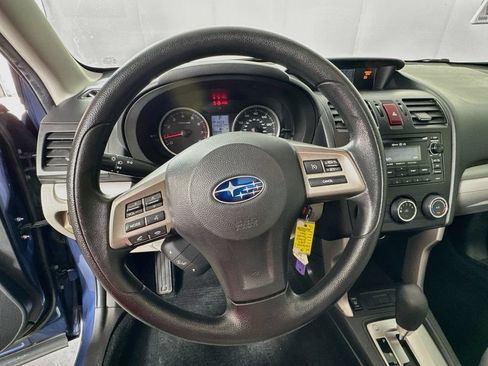Used 2014 Subaru Forester 2.5i Premium w/ All-Weather Package AWD/4WD image 11