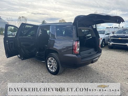 Used 2017 GMC Yukon SLT image 12