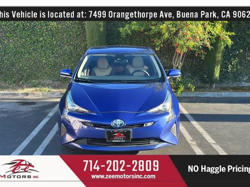 Used 2017 Toyota Prius Two w/ Prius Two Safety Plus Package image 3