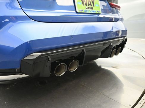 Used 2022 BMW M3 w/ Executive Package image 9