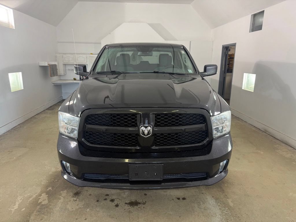 Used 2016 RAM 1500 Express AWD/4WD image 2
