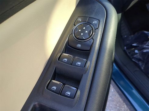 Used 2020 Ford Edge SEL w/ Convenience Package image 17