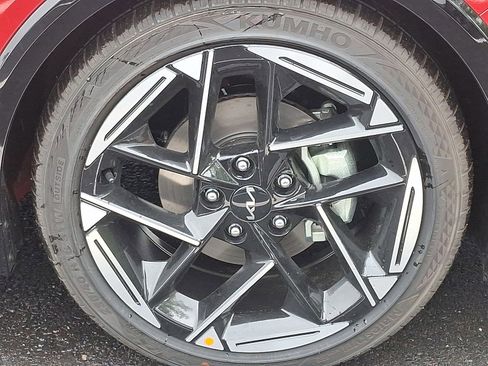 New 2025 Kia K4 GT-Line image 9