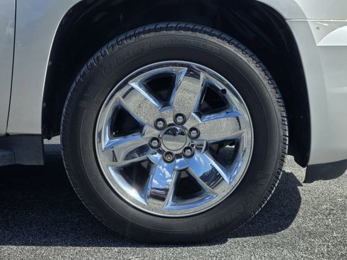 Used 2013 GMC Yukon XL SLT RWD image 11