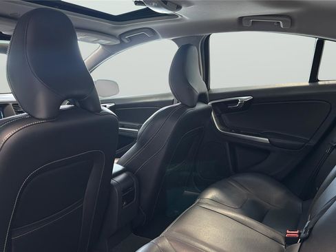 Used 2017 Volvo S60 T5 Dynamic w/ Protection Package image 17