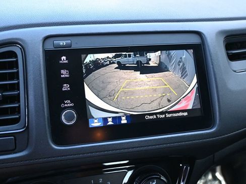 Used 2019 Honda HR-V Sport image 12