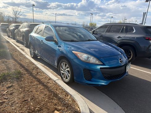 Used 2012 MAZDA MAZDA3 i Touring image 3