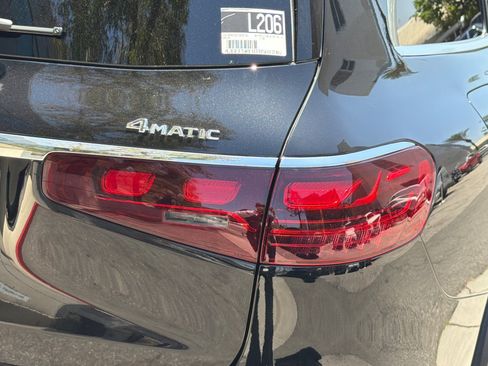 Used 2026 Mercedes-Benz GLS 450 4MATIC image 28