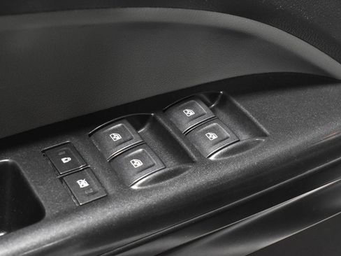 Used 2022 Chevrolet Colorado W/T image 8