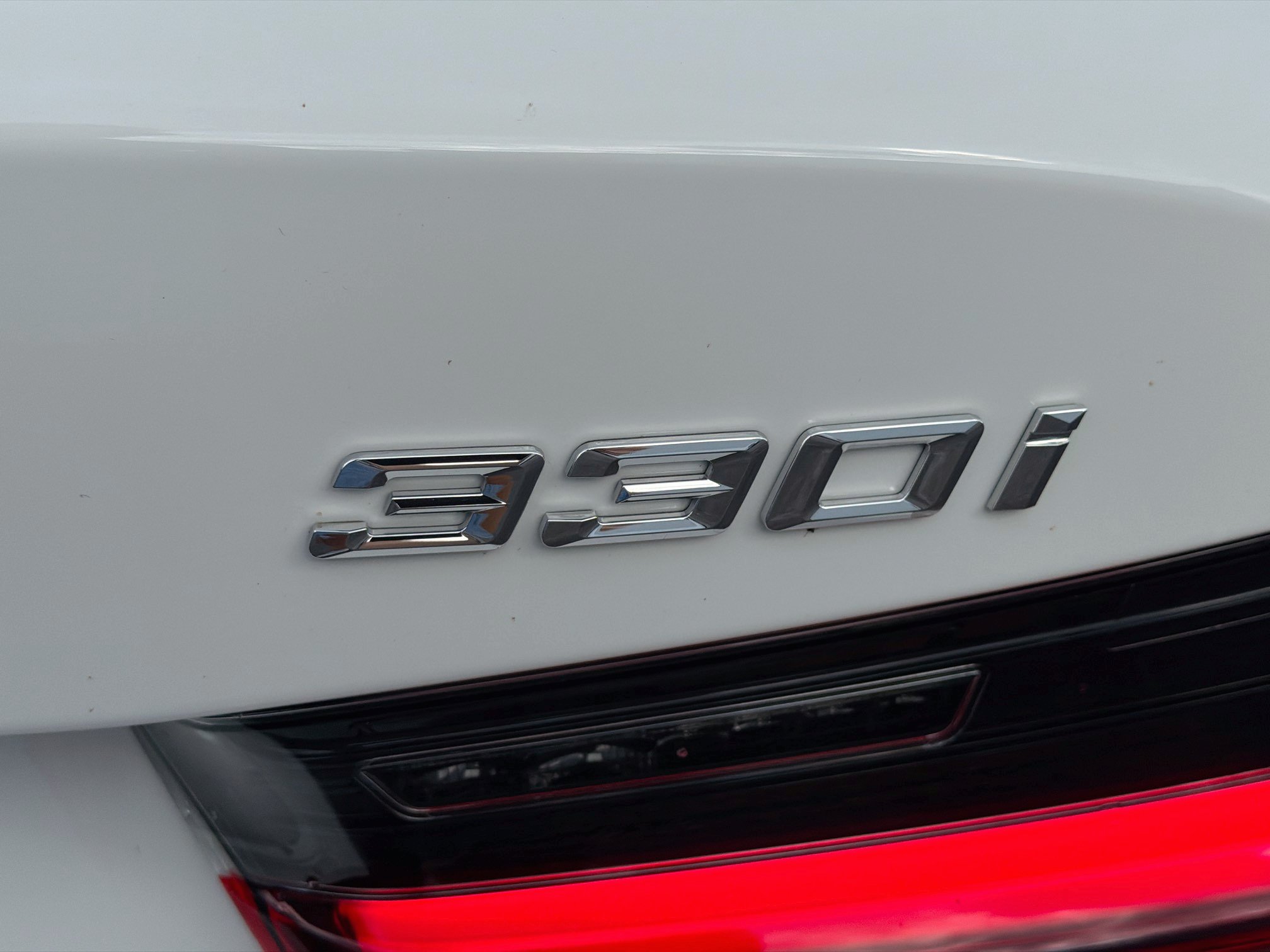 New 2026 BMW 330i Sedan RWD image 11