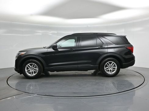 New 2026 Ford Explorer Active RWD image 29