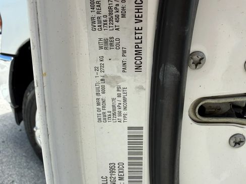 Used 2022 RAM 3500 Tradesman w/ Chrome Appearance Group AWD/4WD image 22
