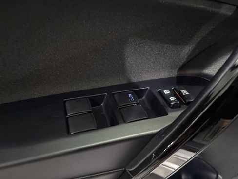 Used 2018 Toyota Corolla iM w/ Carpet Mat Package (TMS) FWD image 15