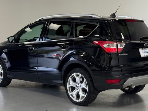Used 2018 Ford Escape Titanium w/ Ford Safe & Smart Package AWD/4WD image 4