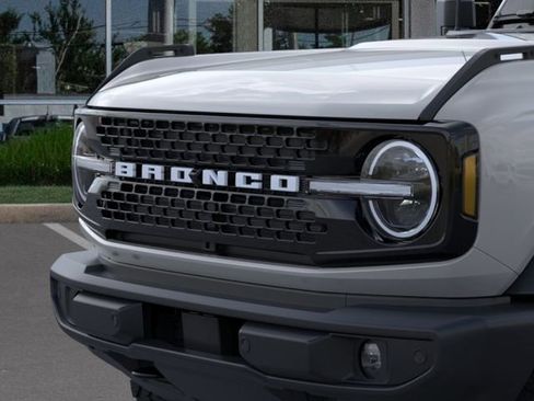 New 2026 Ford Bronco Outer Banks AWD/4WD image 19