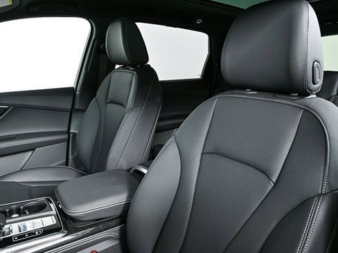New 2025 Audi Q7 3.0T Premium Plus image 5