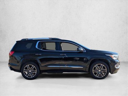 Used 2019 GMC Acadia Denali w/ Technology Package image 4