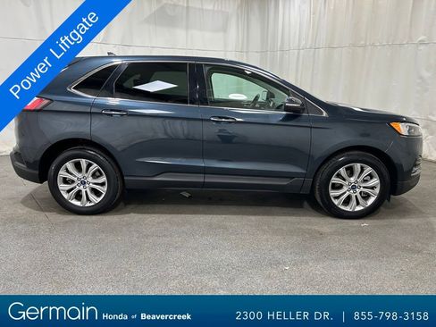 Used 2022 Ford Edge Titanium image 11