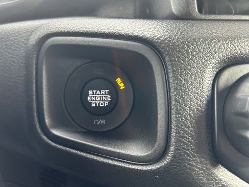 New 2026 Jeep Gladiator Sport image 7