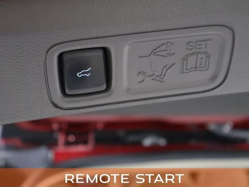 Used 2019 Ford Expedition Limited w/ Equipment Group 301A AWD/4WD image 16