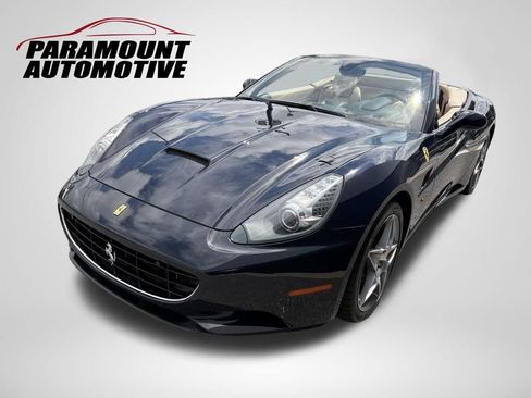Used 2010 Ferrari California RWD image 10