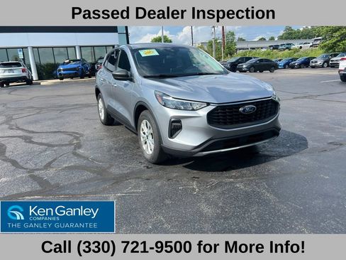Used 2023 Ford Escape Active AWD/4WD image 5