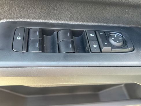 New 2026 Toyota Tacoma SR5 RWD image 8