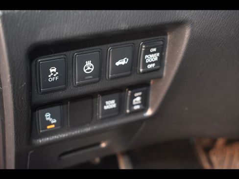 Used 2015 Nissan Pathfinder Platinum AWD/4WD image 20