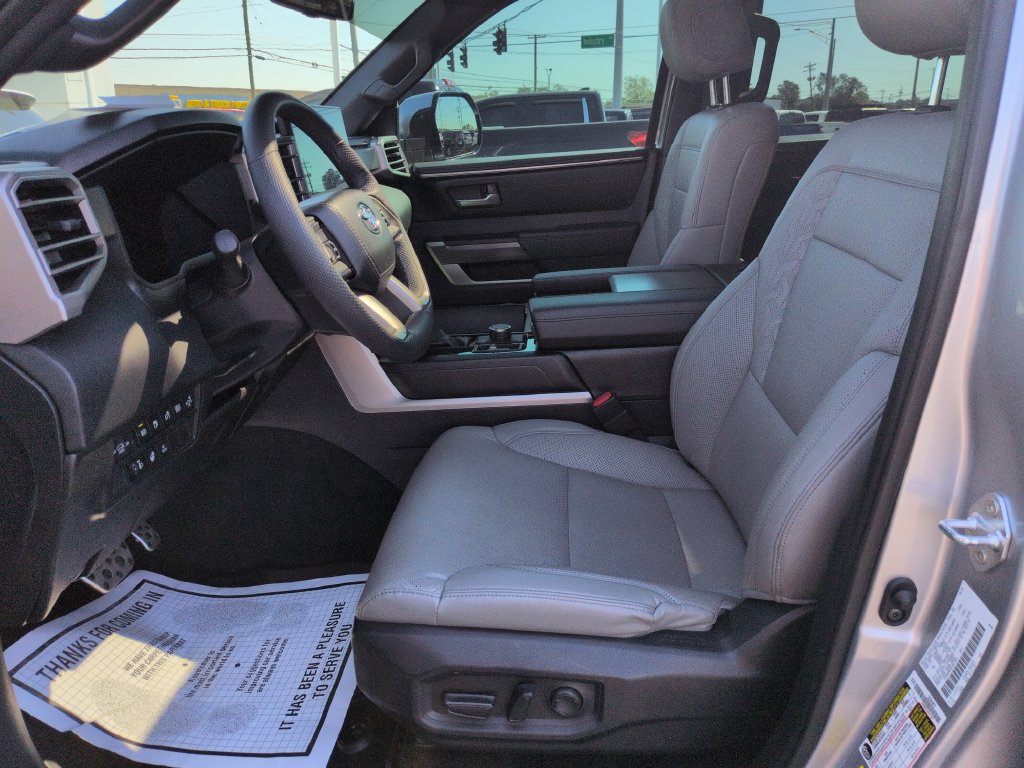 Certified 2025 Toyota Sequoia SR5 w/ SR5 Premium Package AWD/4WD image 9