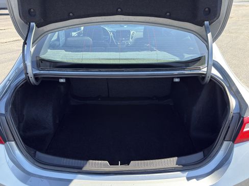 Used 2024 Chevrolet Malibu LT FWD image 14