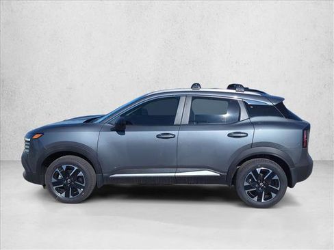 New 2026 Nissan Kicks SV image 4